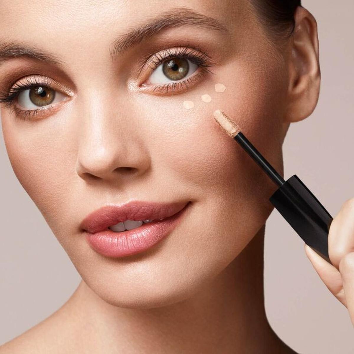 9 Tips Makeup Kondangan yang Sederhana tapi Elegan, Dijamin Bikin Memukau