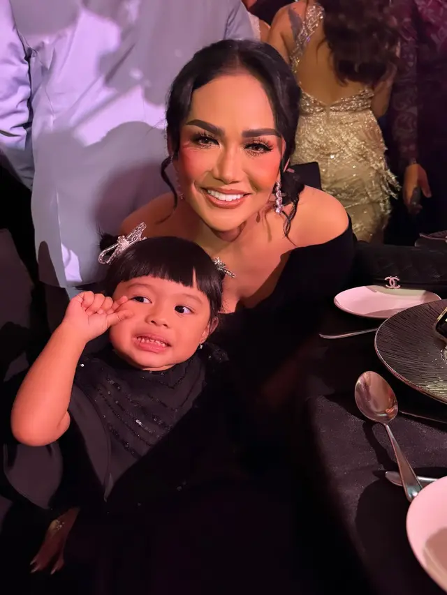 Krisdayanti dan Ameena
