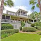 Rumah pantai milik Sandra Bullock. (dok.Instagram @ashleybrookeproperties/https://www.instagram.com/p/BvhBqzXHZFZ/Henry