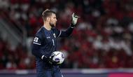 Kiper&nbsp;Timnas Indonesia,&nbsp;Maarten Paes, saat melawan Australia pada laga kedua Grup C Kualifikasi Piala Dunia 2026 Zona Asia di Stadion Utama Gelora Bung Karno (SUGBK), Jakarta Pusat, pada Selasa (10/9/2024). (Bola.com/Bagaskara Lazuardi)