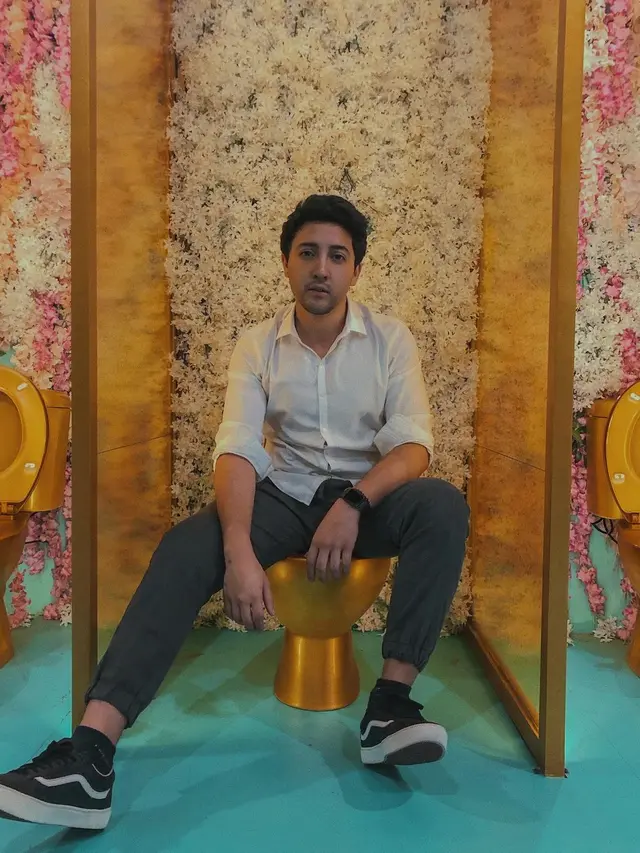 Aron Ashab.