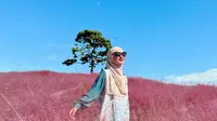7 Fashion Shireen Sungkar dengan Gaya Modis dan Syar'i, Tetap Trendy
