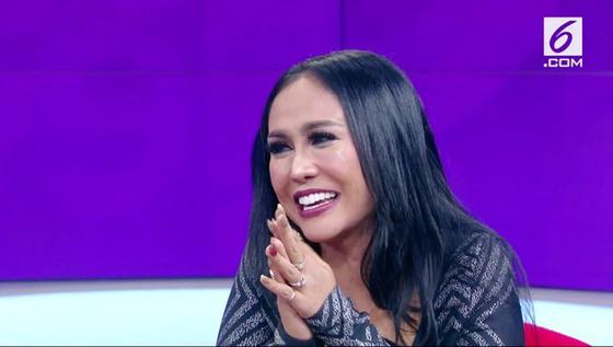 VIDEO: Ini Bayaran Ratu Meta Sekali Manggung