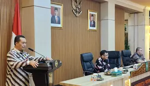 Kepala Badan Strategi Kebijakan Dalam Negeri Kementerian Dalam Negeri (BSKDN Kemendgri) Yusharto Huntoyungo melakukan kunjungan kerja ke Provinsi Riau. (Istimewa)