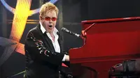 Elton John (Daily Star)