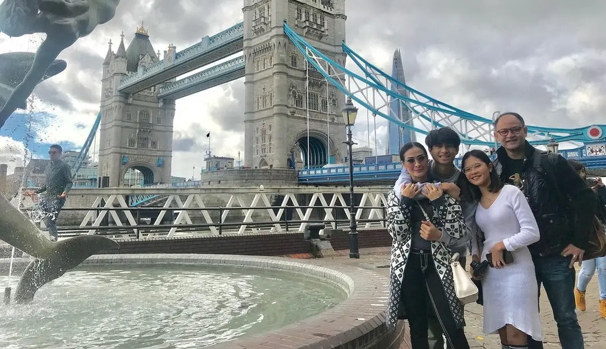 Iis Dahlia dan Satrio Dewandono (Instagram/isdadahlia)