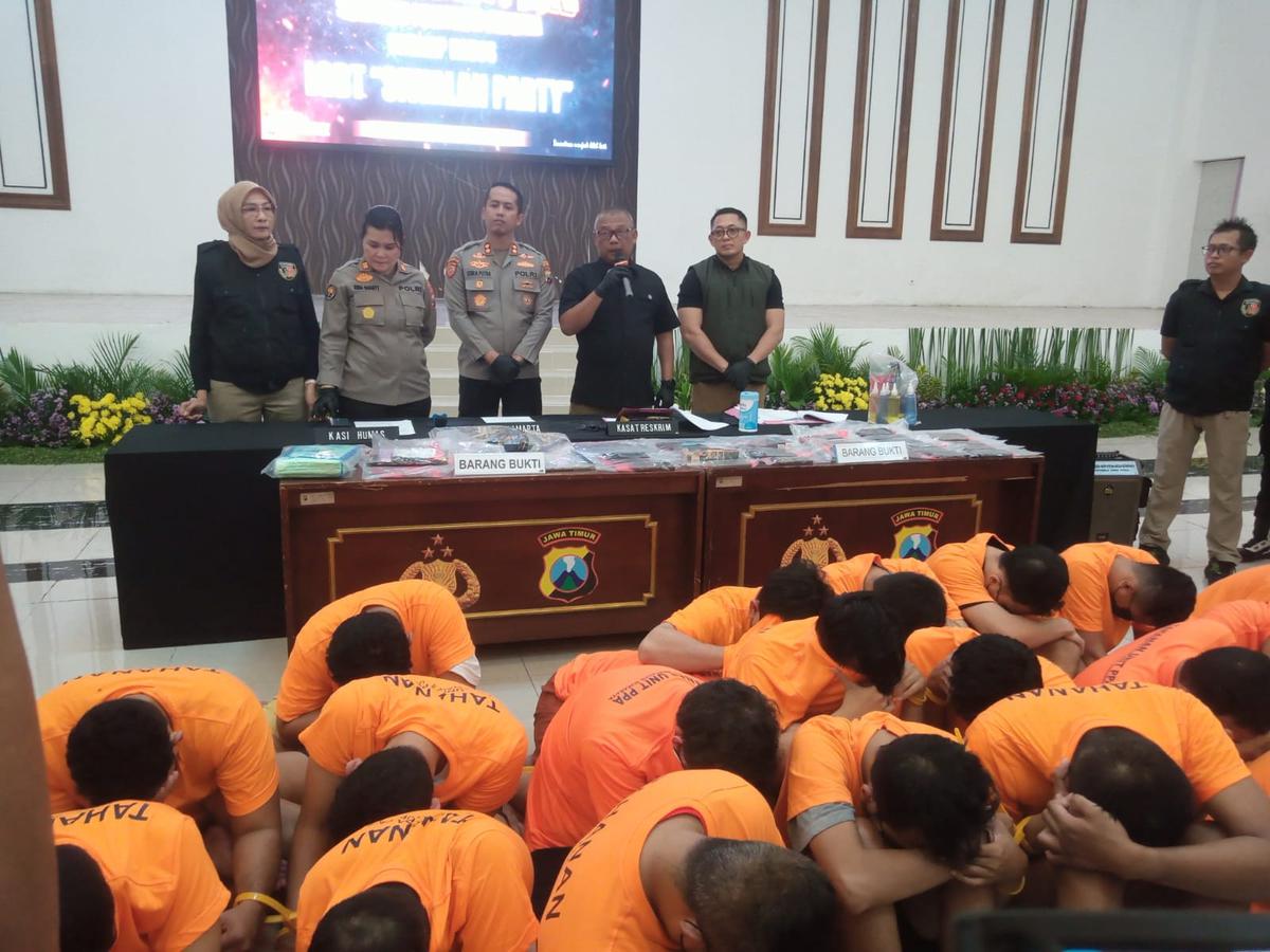 34 Pria pelaku pesta seks sesama jenis di Surabaya