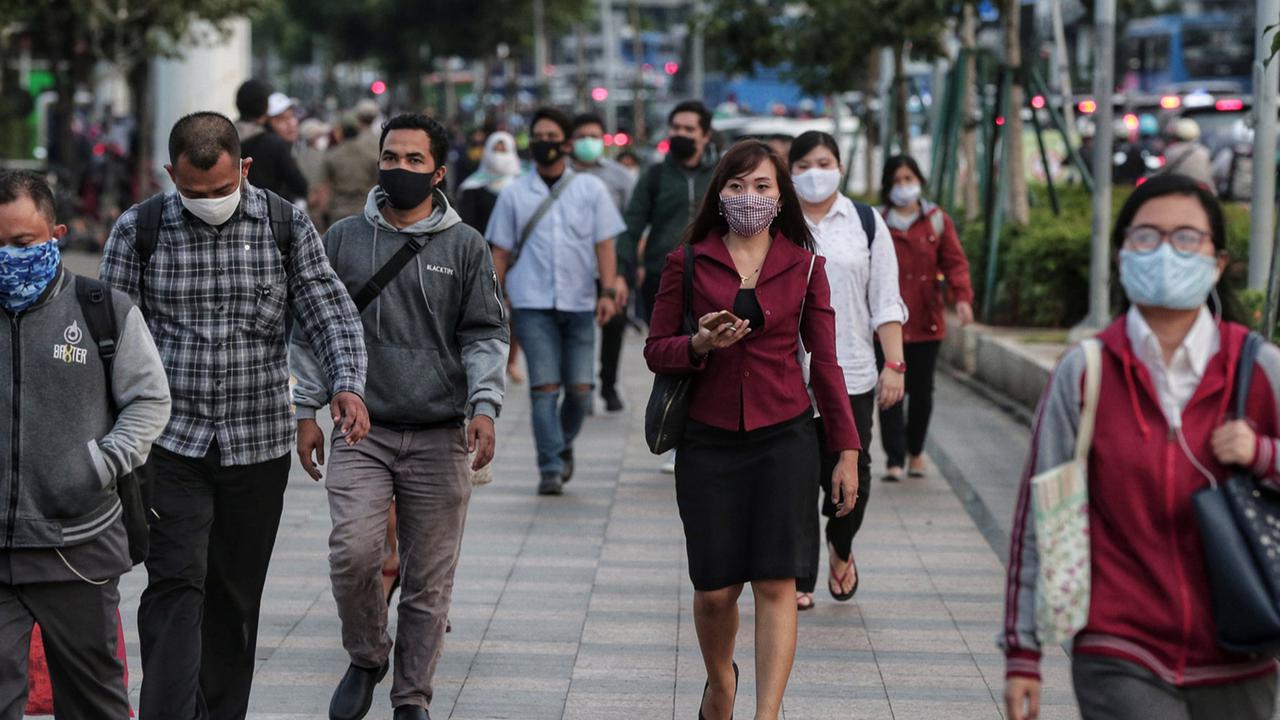 Sekarang Ada Aturan Baru, Pekerja Tak Perlu Balas Pesan atau Telepon Atasan di Luar Jam Kerja