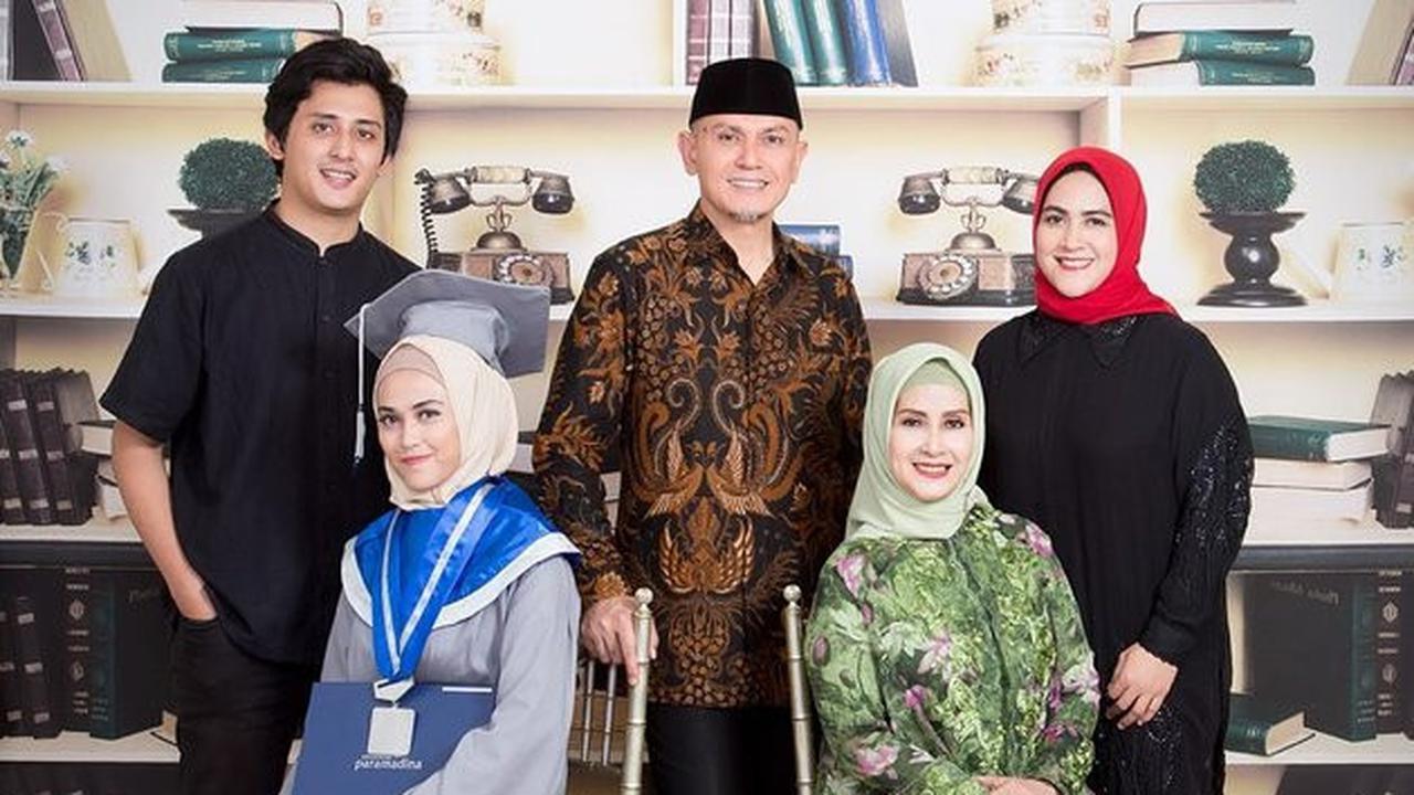 Memiliki 3 Anak