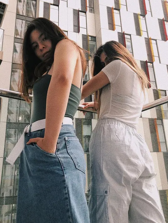 (Instagram/sharazaaa)