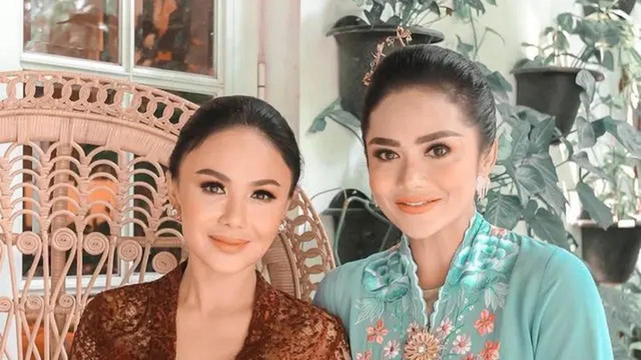 Kebaya Tosca untuk Penampilan Memukau, 4 Inspirasi dari Kahiyang Ayu hingga Tina Toon