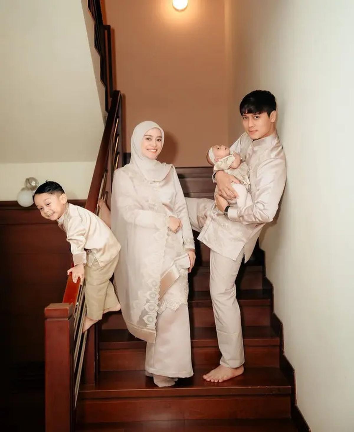 Trik Jitu Gaya Hijab ala Lesti Kejora, Cocok untuk Kuliah hingga Kondangan