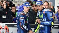 Pebalap Movistar Yamaha, Maverick Vinales (kiri), menantikan duel dengan rekan setimnya Valentino Rossi pada balapan MotoGP Italia di Sirkuit Mugello, 4 Juni 2017. (Crash)