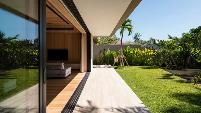 Contoh Rumah 1 Lantai Sejuk dengan Ventilasi Besar (AI)
