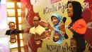 Founder Yayasan Rangkul Keluarga Kita Najelaa Shihab (kanan) saat jumpa pers Festival Dongeng International 2017, Jakarta, Jumat (27/10). Festival ini akan diselenggarakan di Perpustakan Nasional pada 4-5 november 2017. (Liputan6.com/Angga Yuniar)