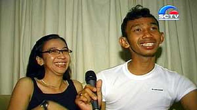 Iyut Bing Slamet Wahyu Diterpa Gosip Cerai Showbiz Liputan6 Com