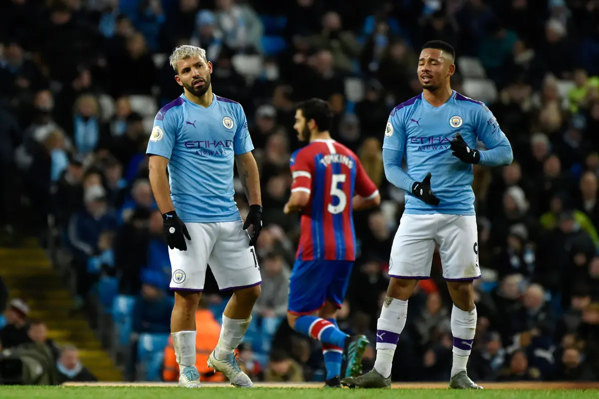 Manchester City Ditahan Crystal Palace 2-2