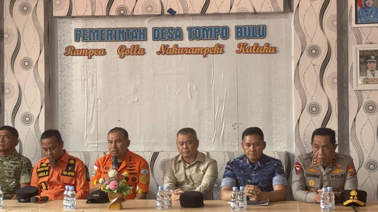Kepala Basarnas Soal Jatuhnya Pesawat ATR 42-500: Semoga Ada Keajaiban