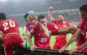 Euforia Juara, Pemain Timnas Indonesia Berlari Sambangi Tribun Suporter