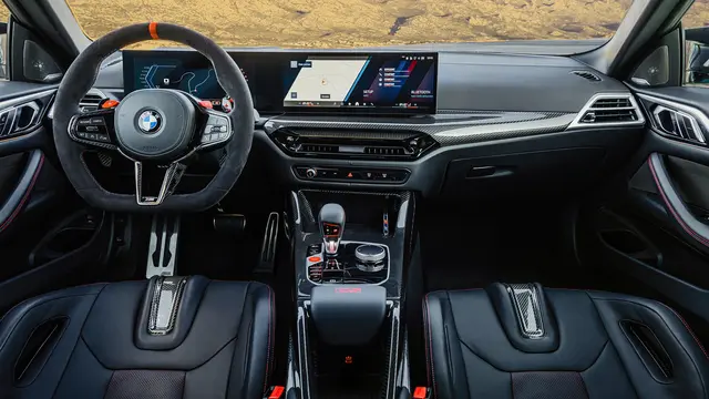 BMW M4 CS 2025