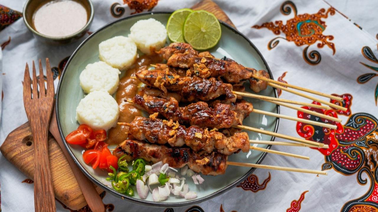Berapa Kalori dan Nutrisi dari 10 Tusuk Sate Ayam? Risiko yang Perlu Diperhatikan Jika Dikonsumsi Terlalu Banyak