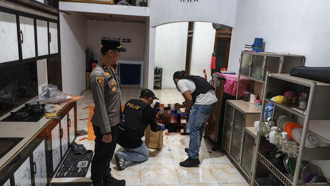Warga Tanggamus Lampung Geger, Pasutri Ditemukan Tewas Bersimbah Darah di Rumah