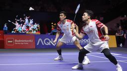 Ganda putra Indonesia, Leo Rolly Carnando/Bagas Maulana saat melawan wakil India, Satwiksairaj Rankireddy/Chirag Shetty pada pertandingan Indonesia Open 2025 di Istora Senayan Jakarta, Selasa (3/6/2025).