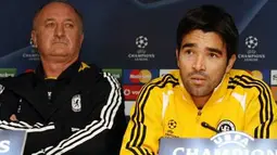 Chelsea's footballer Deco and Luiz Felipe Scolari attend a press conference ahead of their European Champions League Group A football match against CFR 1907 Cluj-Napoca at Stamford Bridge on December 8, 2008. AFP PHOTO/Ian Kington 