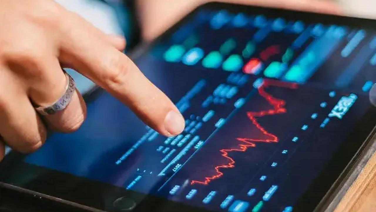 Angka ini lebih tinggi sekitar 2 persen dibandingkan kinerja rata-rata Reksa Dana Pendapatan Tetap di Industri, yaitu Infovesta Fixed Income Fund Index sebesar 6,8 persen.