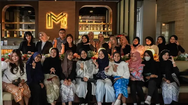 Face Buddies Community memungkinkan menjadi Beauty Influencer.