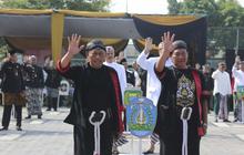 Unik! Ponorogo Wajibkan Seragam Penadon 'Donda Dondi' untuk Pelajar, Lestarikan Budaya Sejak Dini