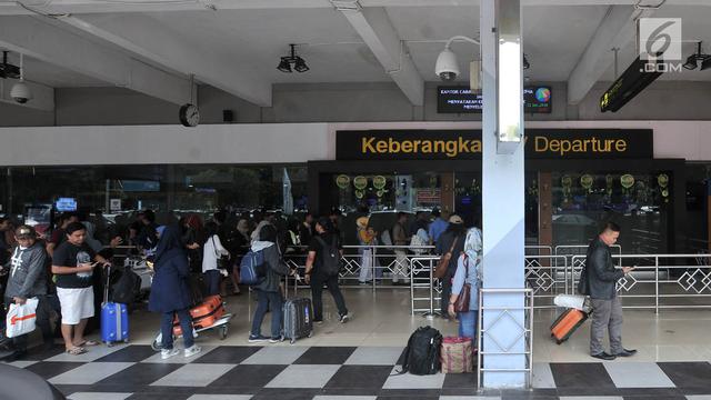 H-4 Lebaran, Pemudik Padati Bandara Halim Perdanakusuma