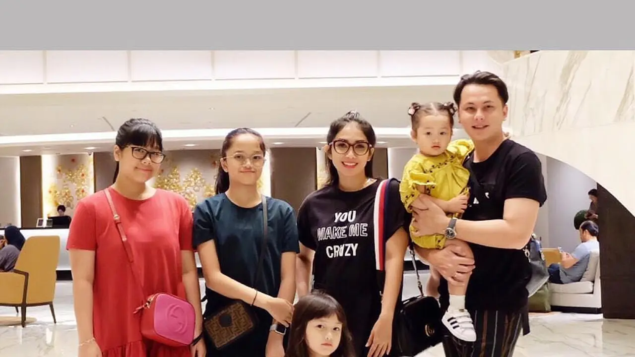 Andhika Pratama dan Ussy Sulistiawaty