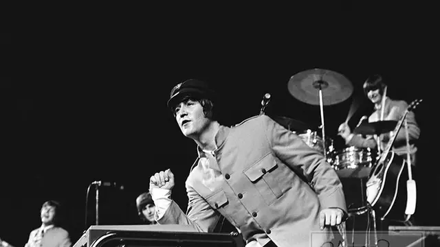 10 Foto Langka The Beatles yang Belum Pernah Dilihat Publik