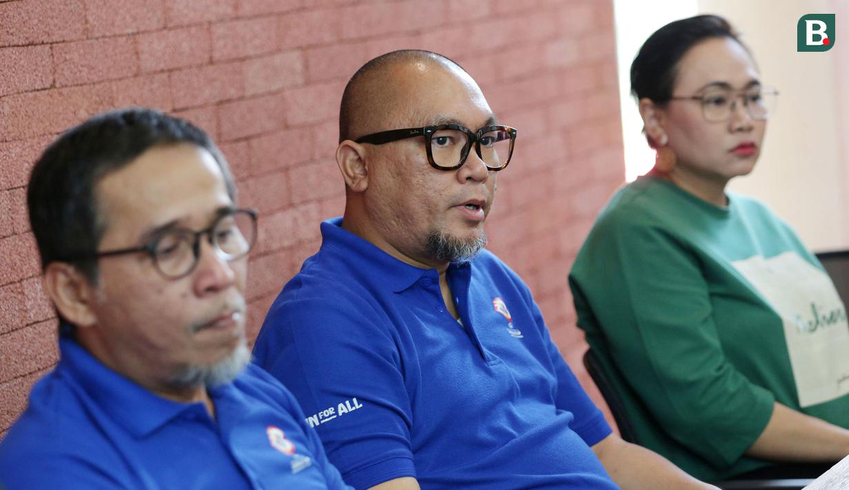 <p>Direktur Komunikasi LOC Panitia Lokal FIBA World Cup 2023, Yudha Permana, memberikan keterangan saat kunjungan ke dapur redaksi Bola.com, Gondangdia, Jakarta, Selasa (8/8/2023). (Bola.com/M Iqbal Ichsan)</p>