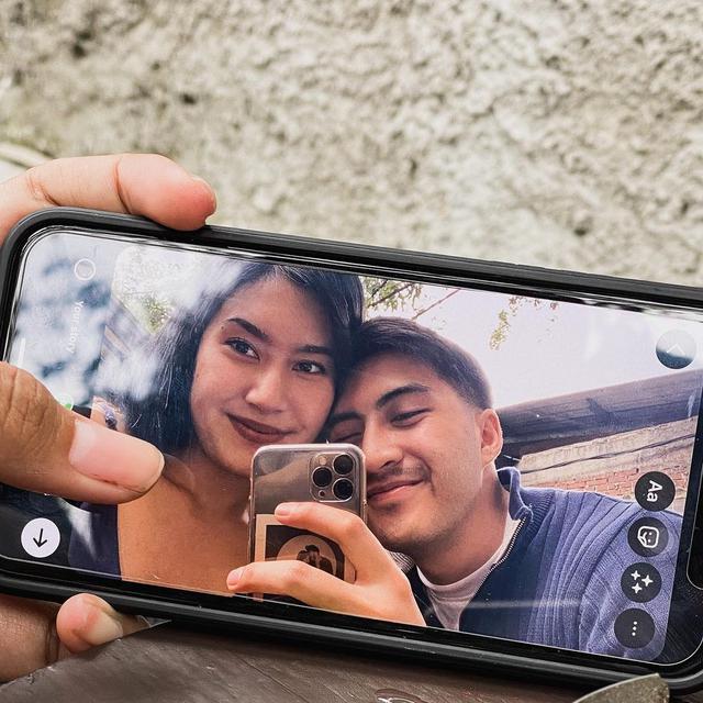 Kisahnya Viral Tahun 2016, Ini 6 Potret Terbaru Azhari Irsalna dan Aditya Bareng Kekasih