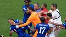 Sayangnya, laga puncak antara Chelsea vs PSG yang seharusnya menjadi perayaan kemenangan justru ternoda. Sebuah insiden tak terduga pecah setelah peluit panjang dibunyikan wasit. (AP Photo/Pamela Smith)