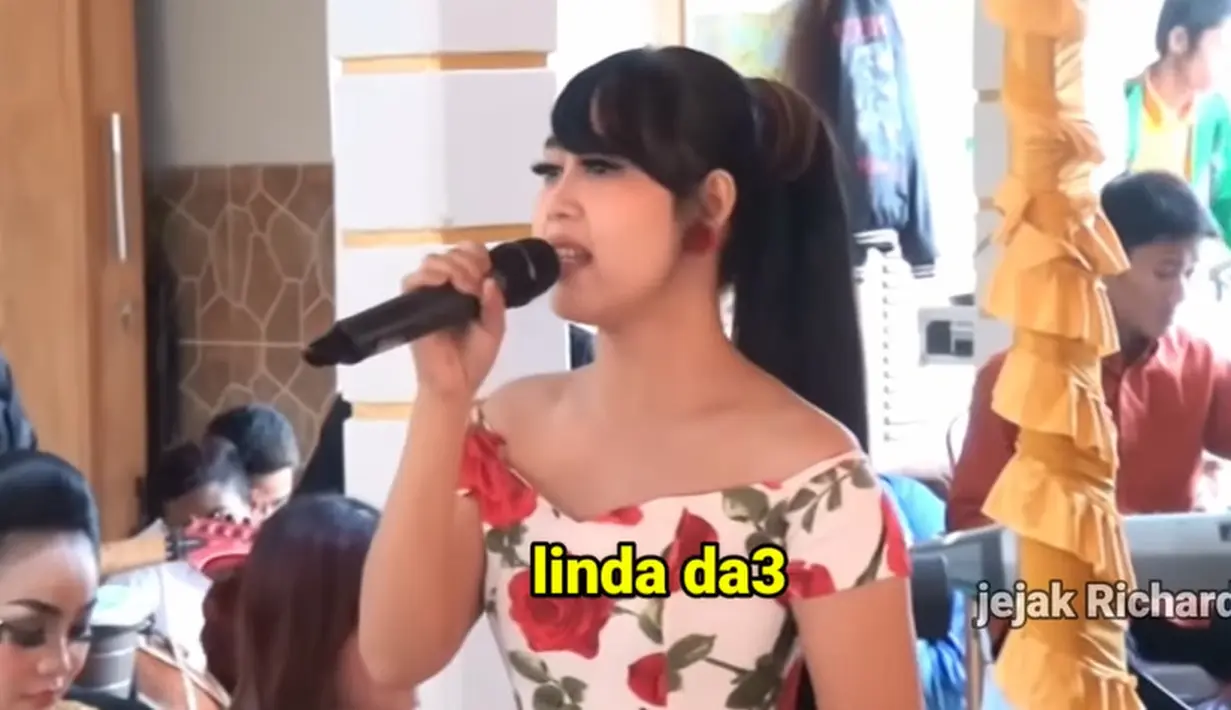 Linda tersingkir pada babak 10 besar. Di Konser Result yang berlangsung pada Selasa (29/3/2016) malam Linda yang berada di grup 2 tampil kurang apik.  Linda kurang totalitas saat membawakan lagu Sebujur Bangkai. Penjiwaan dan penghayatannya dinilai kurang oleh dewan juri.  [Youtube/Jejak Richard]