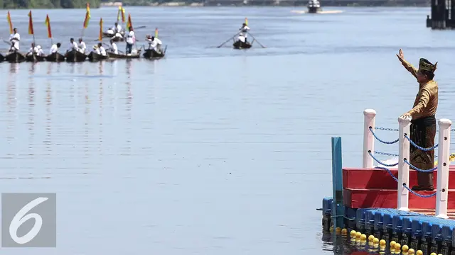 20160722-Pelapasan-100.000-ekor-Benih-Ikan-Patin-Sungai-Siak-Jusuf-Kalla-FF