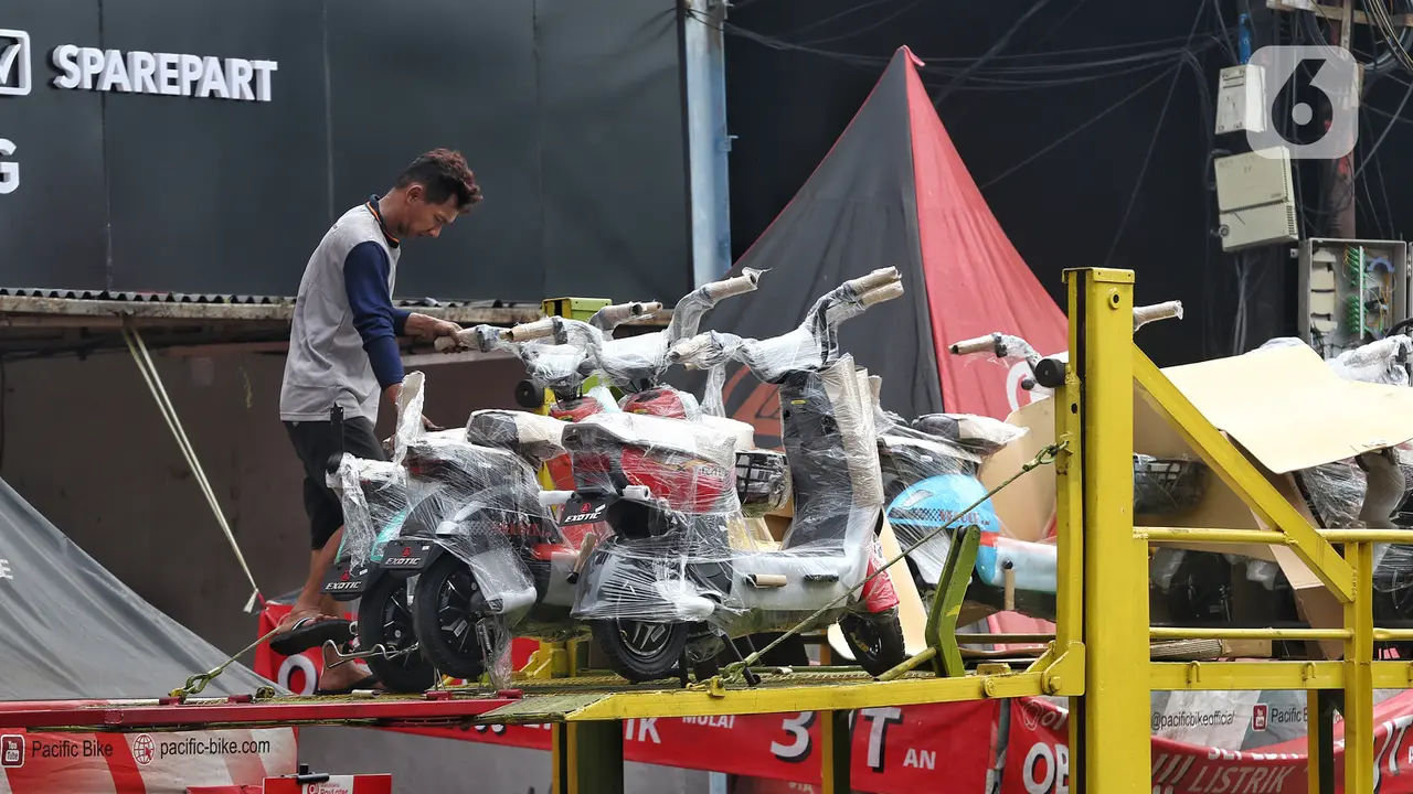 Sepeda Motor Listrik