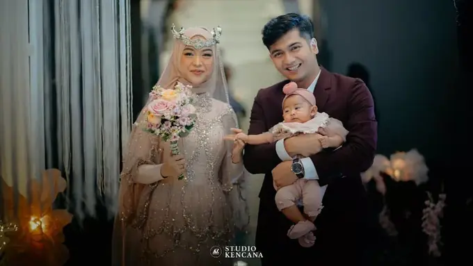 Ria Ricis tuai pro kontra karena MPASI dini sang putri