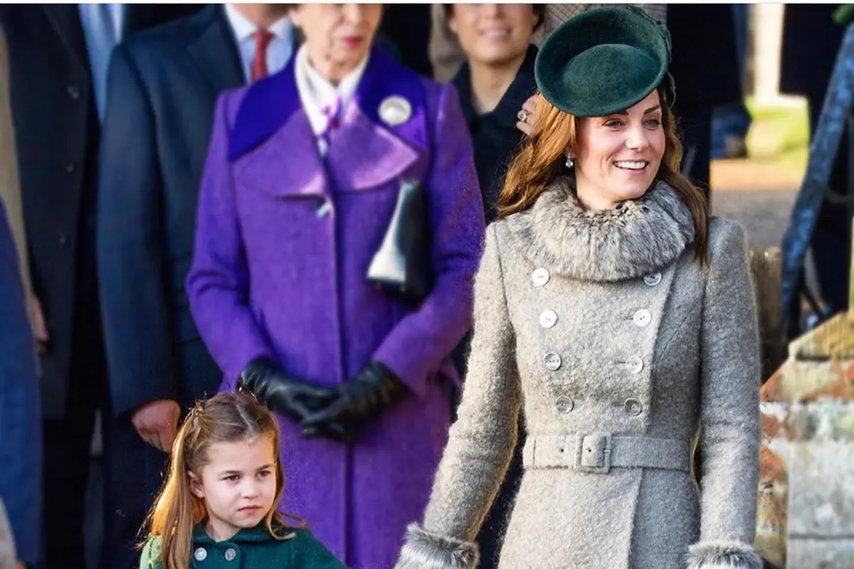 Kate Middleton Menyesal Kenakan Pakaian Natalnya, Kenapa?