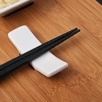 Ilustrasi sumpit. (Sumber foto: Unsplash.com).