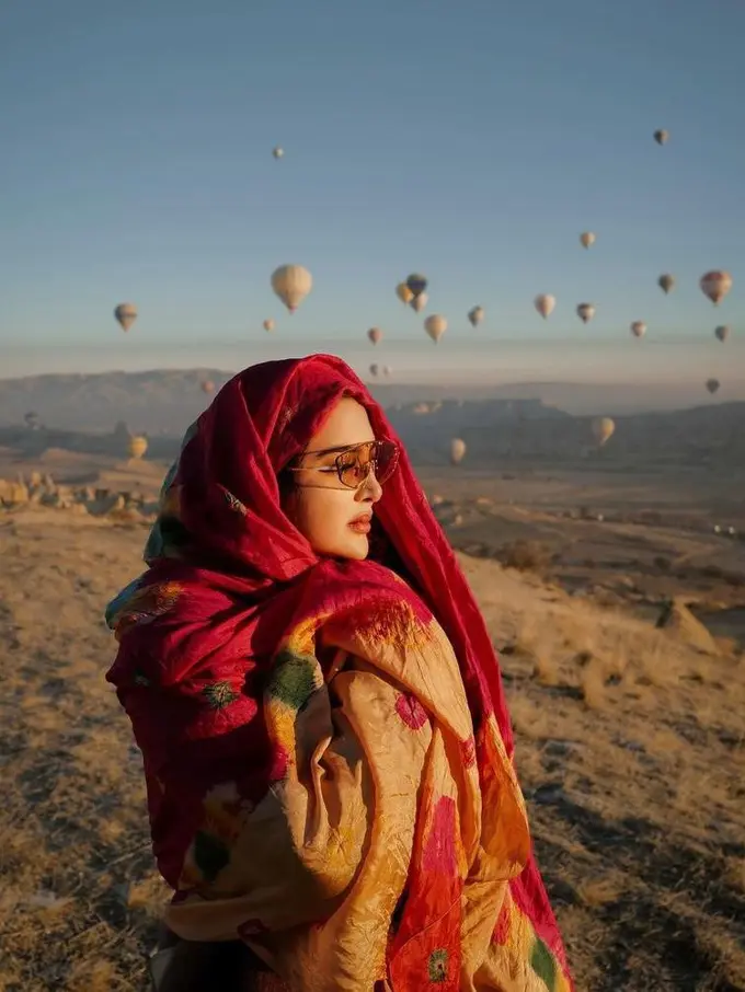 11 OOTD Ashanty saat Liburan di Turki, Stylish Bergaya Glamor hingga Sporty