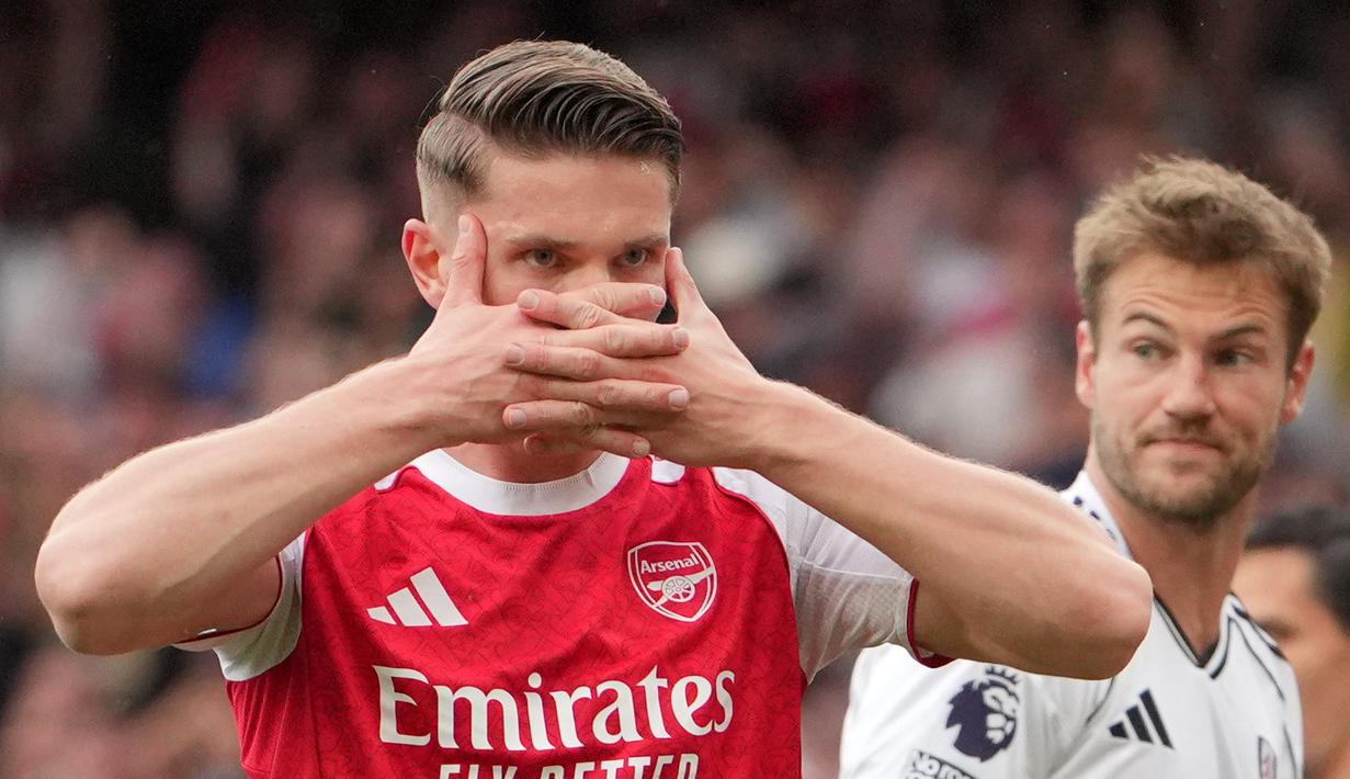 Viktor Gyokeres terus menunjukkan ketajamannya bersama Arsenal. Tanpa banyak sorotan, striker asal Swedia itu kini sudah mengoleksi 20 gol di semua kompetisi pada musim debutnya. (AP Photo/Kin Cheung)