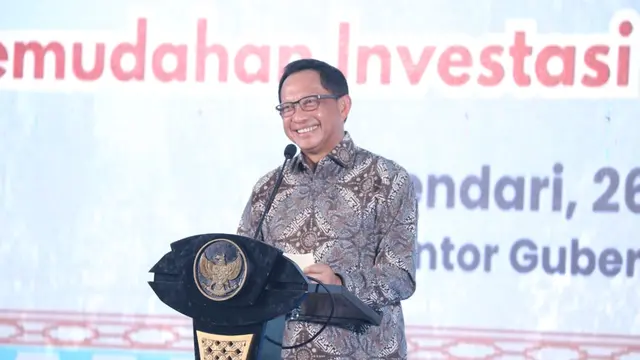 Hadir di Rakornas Produk Hukum Daerah, Mendagri Imbau Pemda Permudah Izin Usaha untuk Tingkatkan PAD
