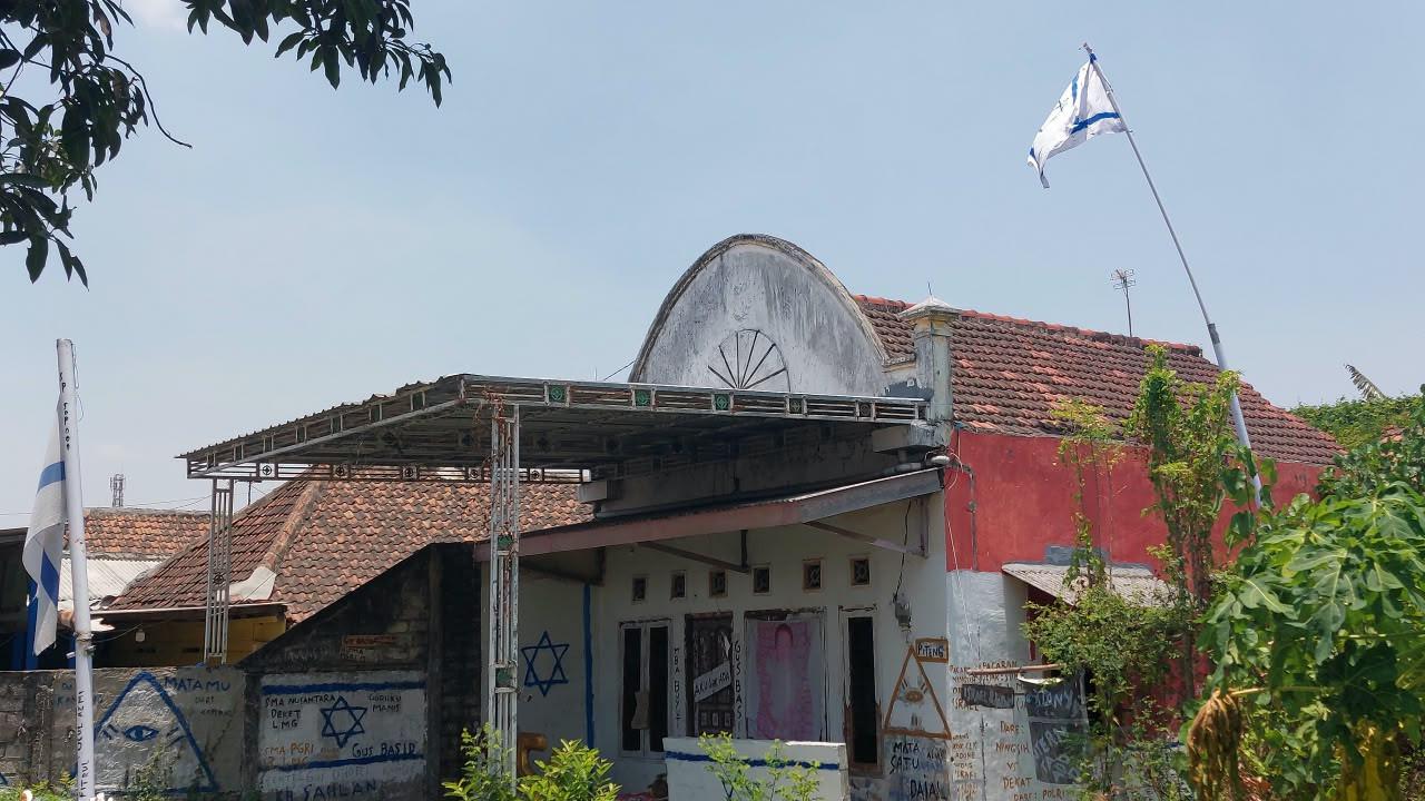 Fakta Bendera Israel Berkibar di Rumah Warga Lamongan