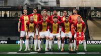 Dean James memberikan dua asisst untuk Go Ahead Eagles saat mereka menang 2-1 atas Panathinaiokos dalam laga kedua Liga Europa 2025/2026 di Stadion Olimpiade Athena, Jumat (3/10/2025) dini hari WIB. (Dok. Go Ahead Eagles)