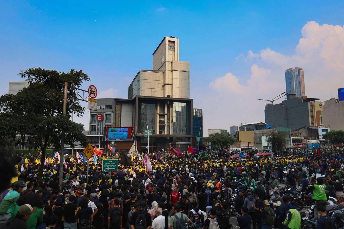 FOTO: Gelombang Aksi Mahasiswa Soroti Beban Ekonomi Masyarakat