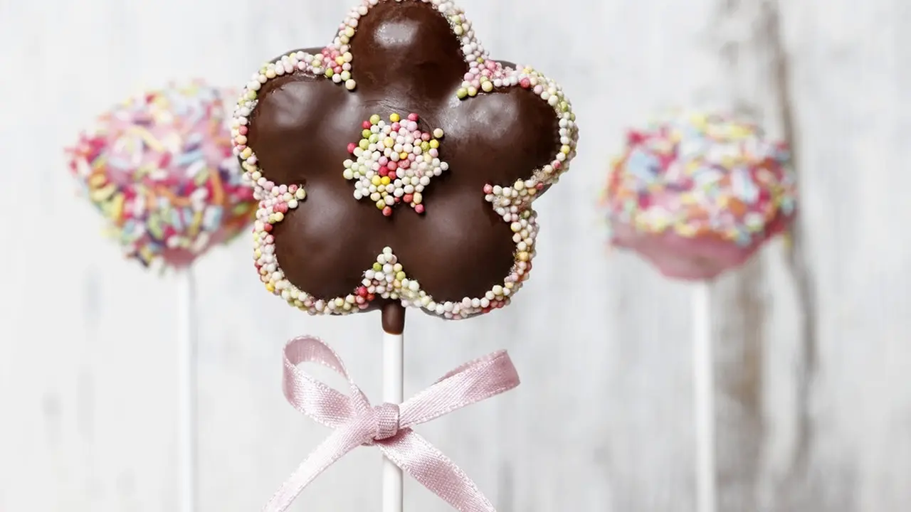 Ragam Kreasi Kudapan Cokelat dari awrcaklet, Bikin Happy Para Choco Lover!